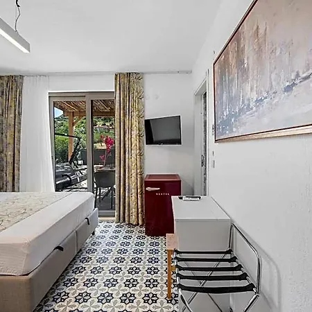 Bed & Breakfast Bal Butik Datça